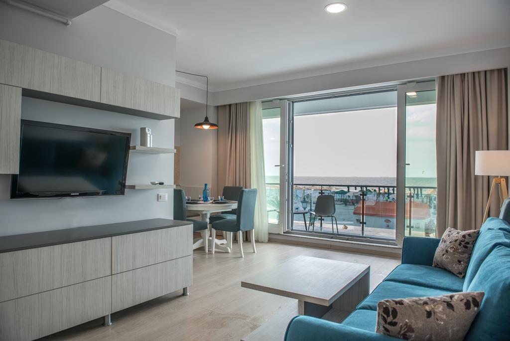 Wave 1 Promenada Apartments Неводарі Екстер'єр фото
