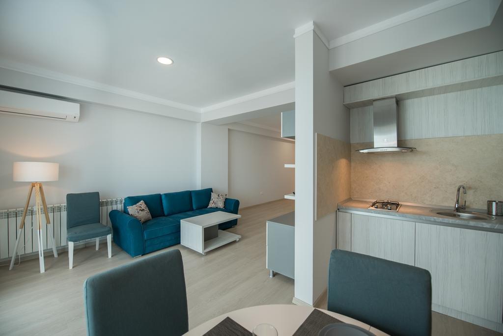 Wave 1 Promenada Apartments Неводарі Екстер'єр фото